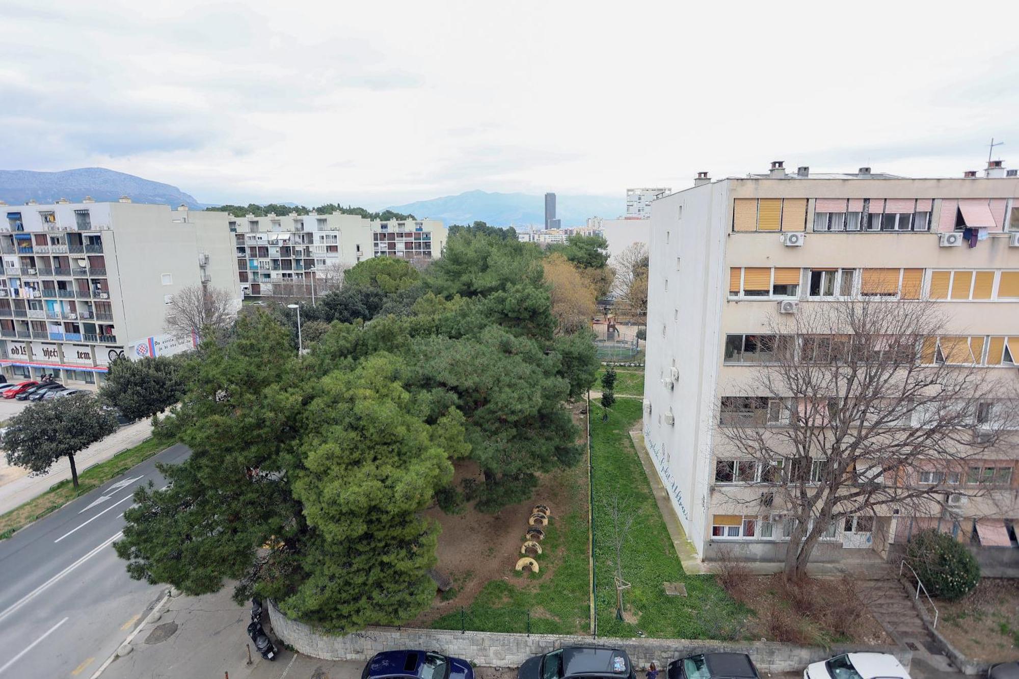 Sunsetview With Balcony Apartment *